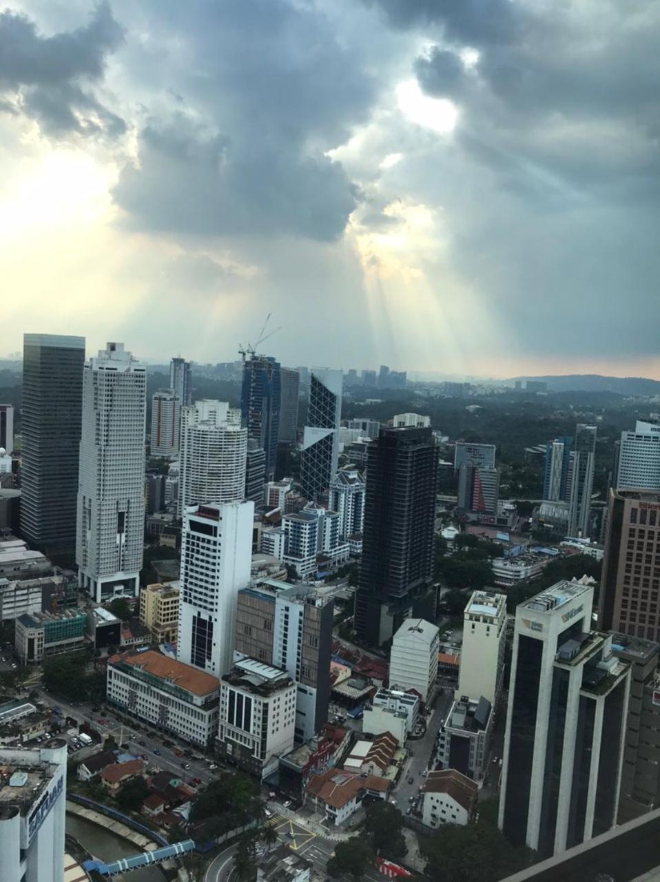 Klcc Beyond Hospitality Suites Platinum กัวลาลัมเปอร์ ภายนอก รูปภาพ